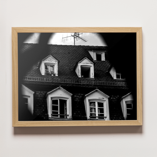 Strasbourg - CHEMISE A LA FENÊTRE