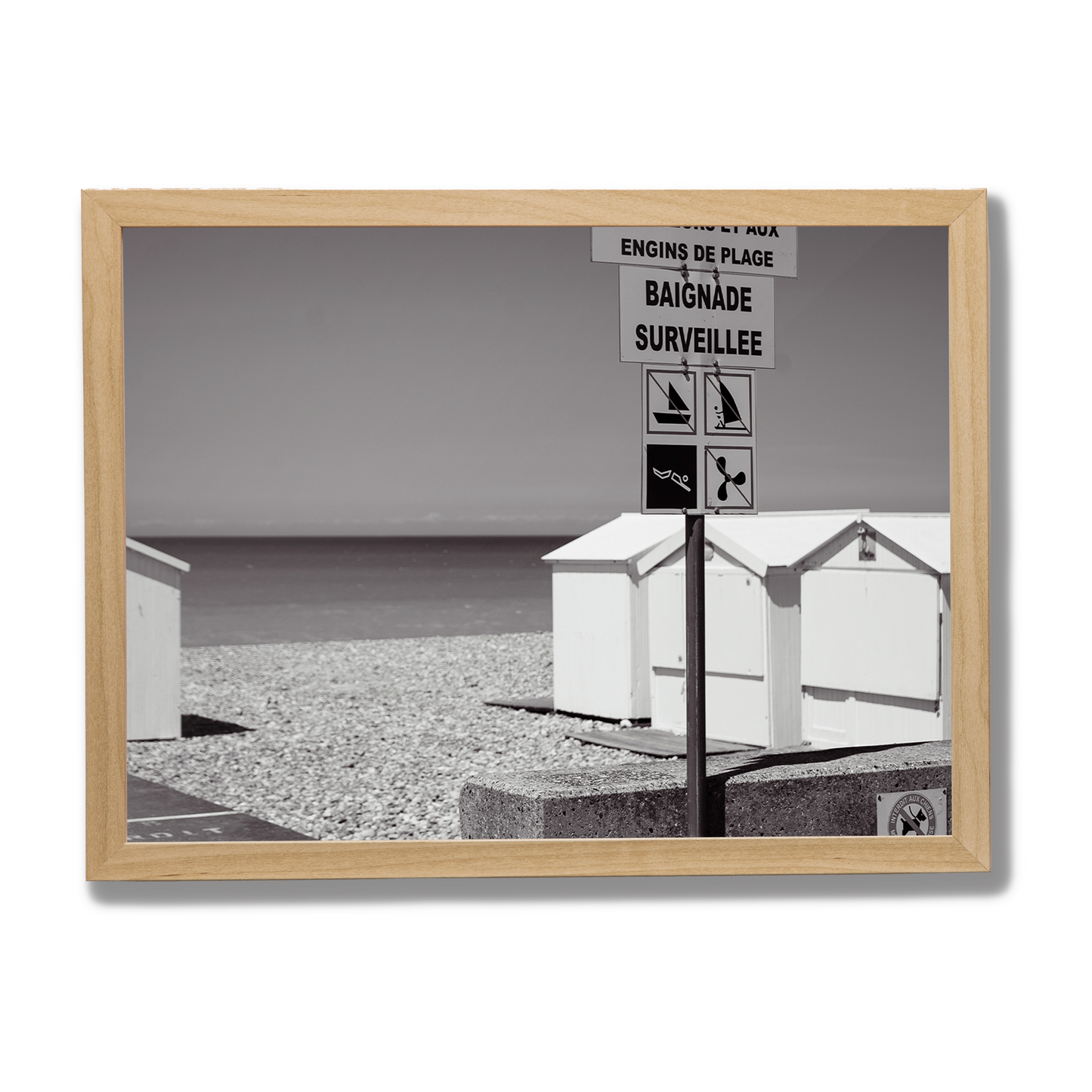 Mers-les-Bains - CABINES DE PLAGE EN BORD DE MER