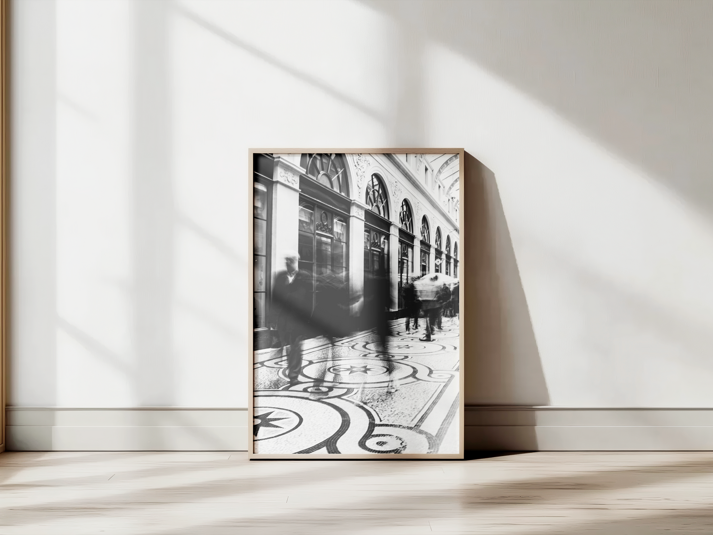 Paris - BLURRED SHOES
