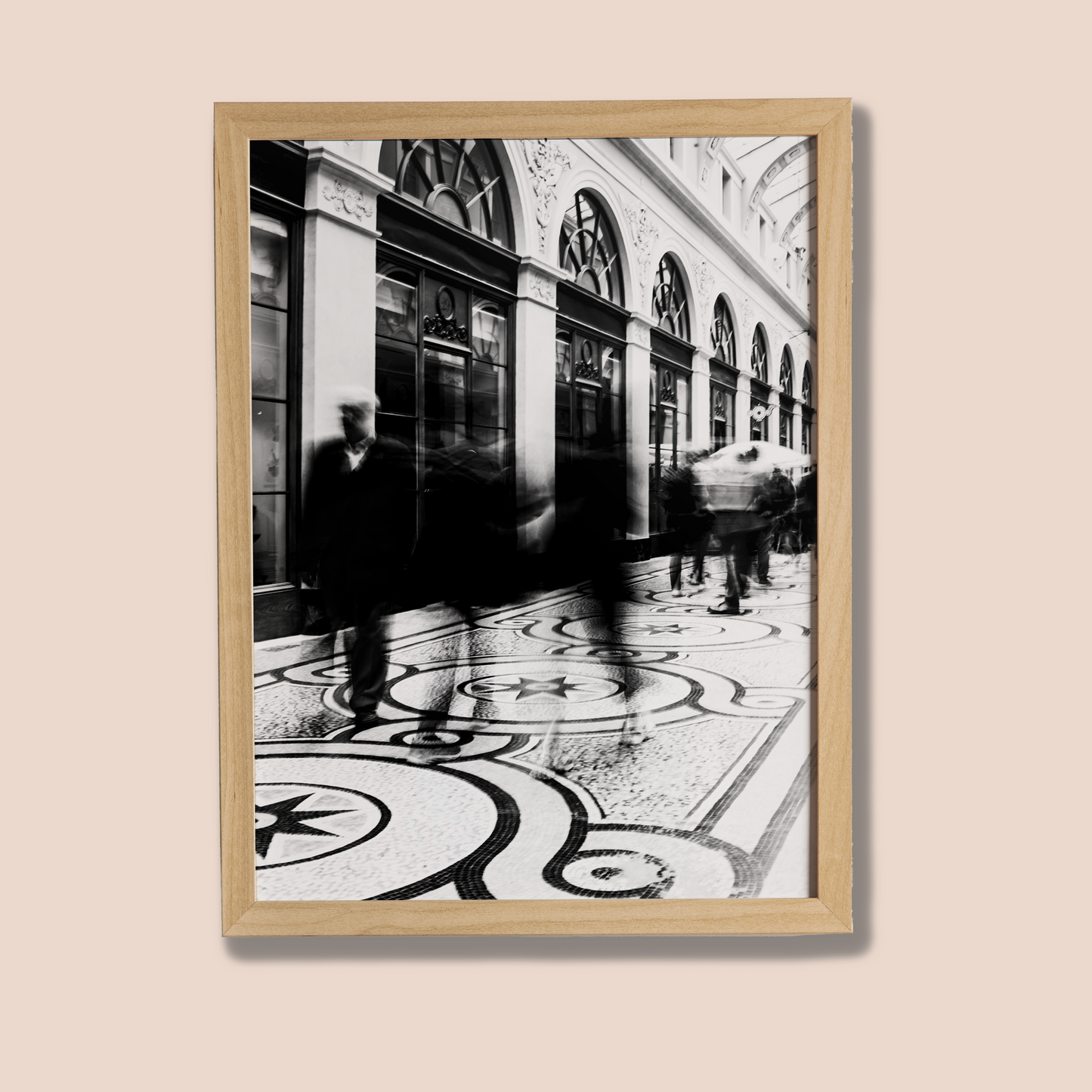 Paris - BLURRED SHOES