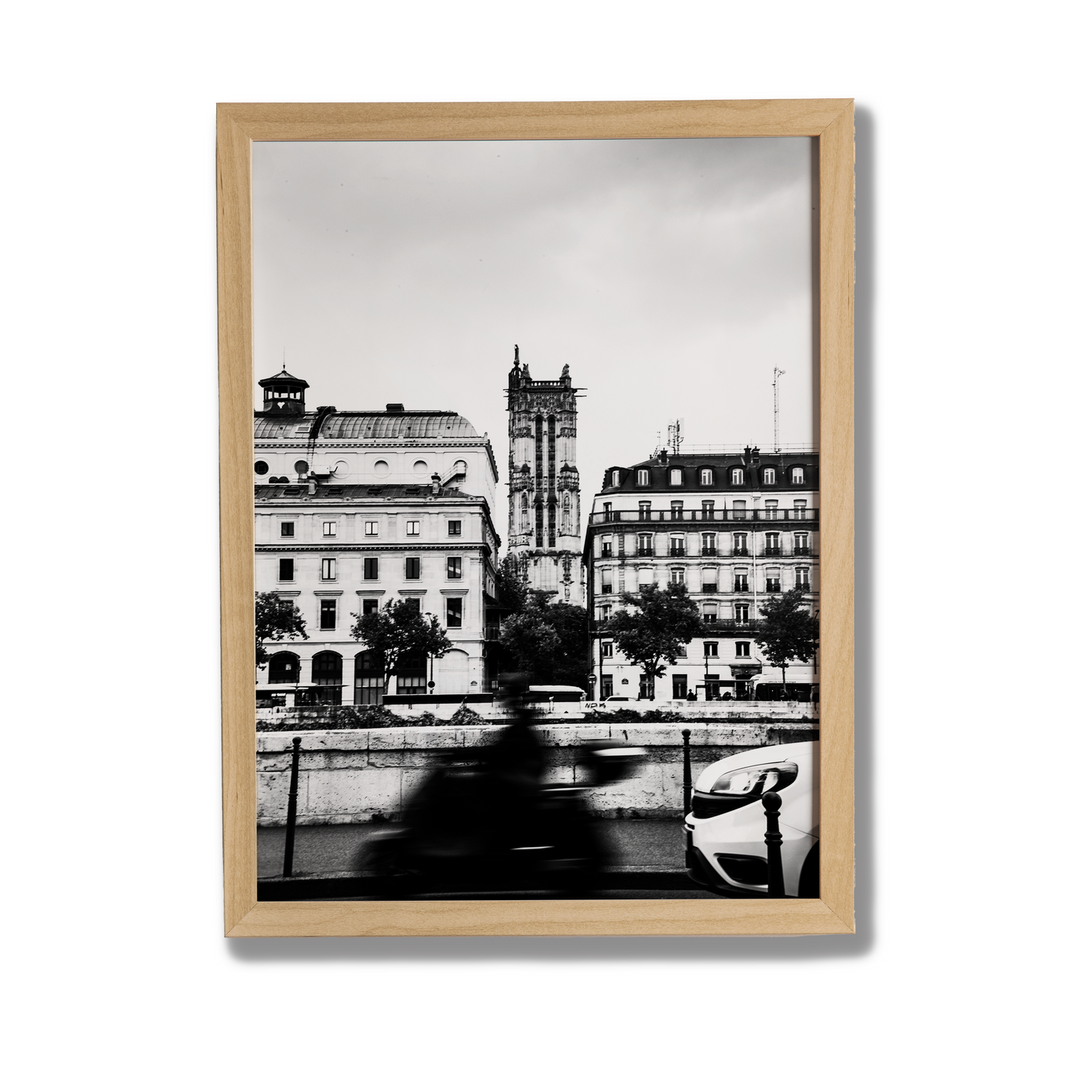 Paris - CITY OF CONTRASTS
