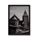 Église au-dessus des toits, Mers-les-Bains - tirage N&B encadré noir - Corentin GMT