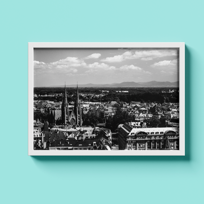 Église Saint-Paul, Strasbourg - tirage N&B cadre blanc sur fond turquoise - Corentin GMT