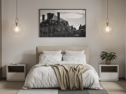 Palais Rohan, Strasbourg - tirage N&B encadré au-dessus d'un lit - Corentin GMT