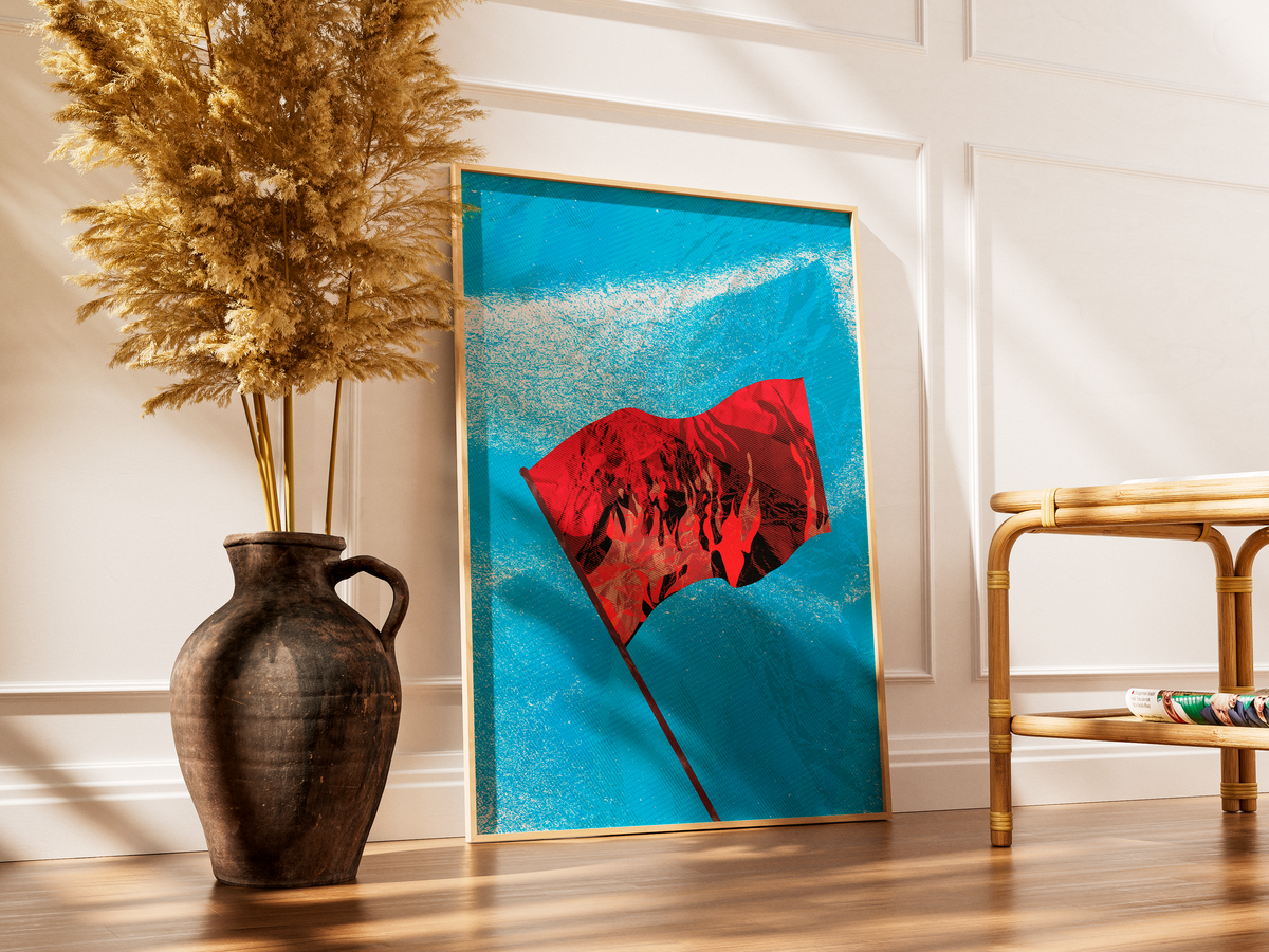 Poster Drapeau Rouge - affiche au sol devant un vase en terre cuite garni de pampa - Corentin GMT