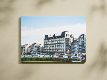 Façade Belle Époque, Dieppe - tirage couleur sans cadre sur mur beige - Corentin GMT