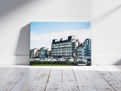 Façade Belle Époque, Dieppe - tirage couleur sans cadre posé au sol - Corentin GMT