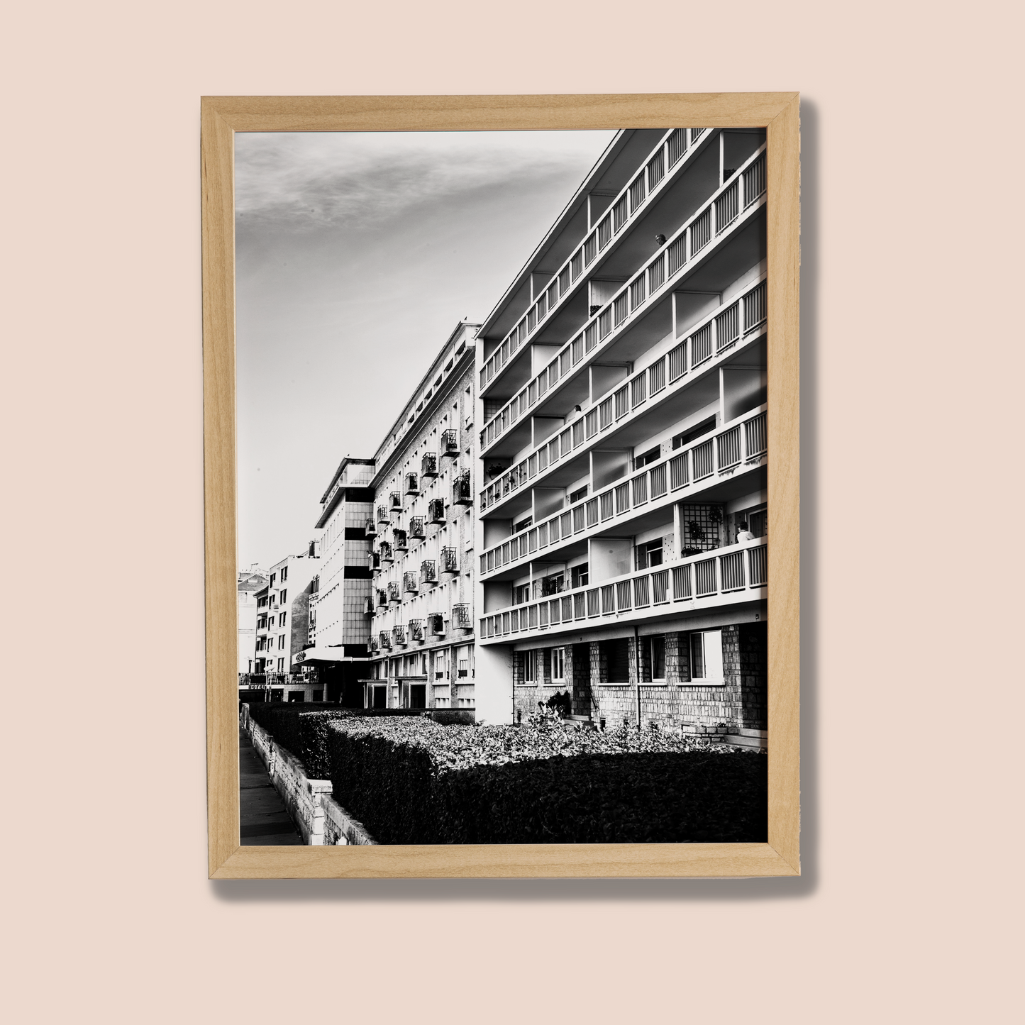 Dieppe - BUILDING LINE