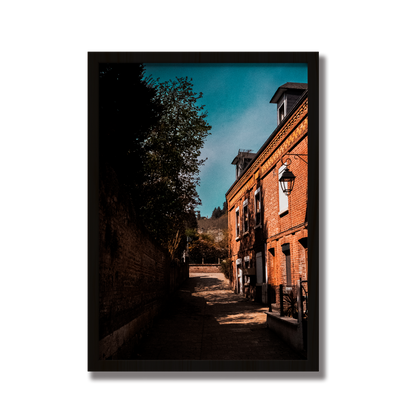Ruelle pavée, Villequier - tirage couleur encadré noir sur fond blanc - Corentin GMT